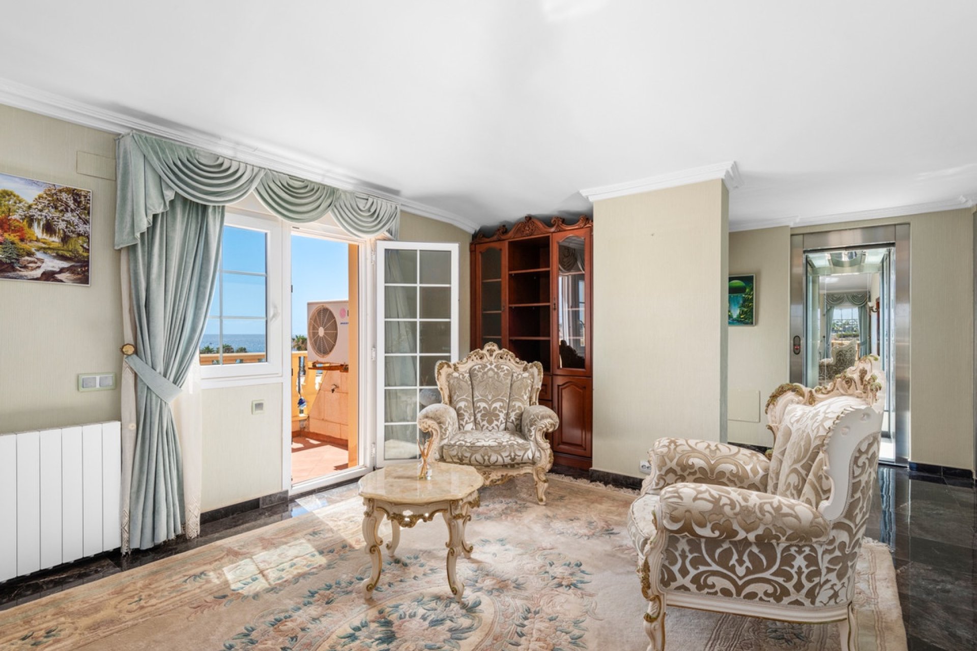 Használt ingatlanok - Villa -
Orihuela - Playa Flamenca