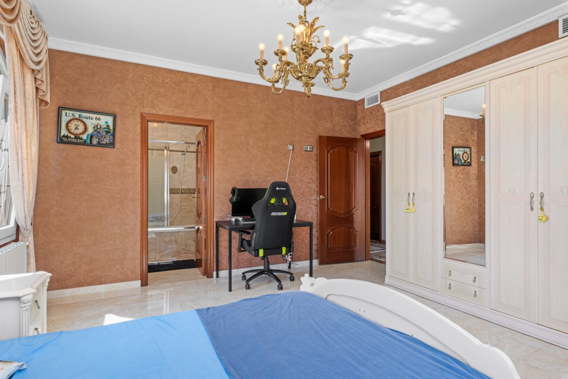 Használt ingatlanok - Villa -
Orihuela - Playa Flamenca