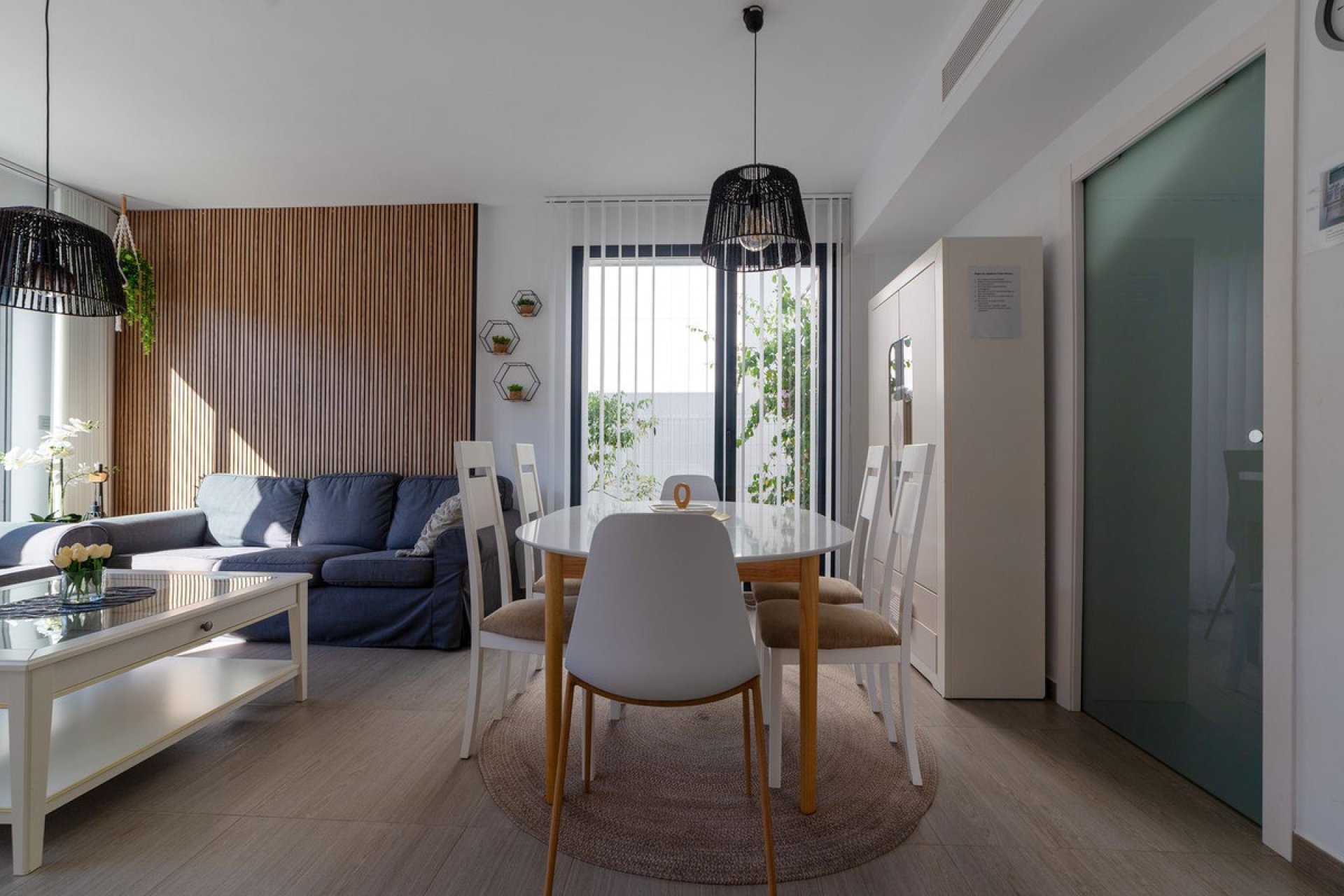 Használt ingatlanok - Villa -
Orihuela - Punta Prima