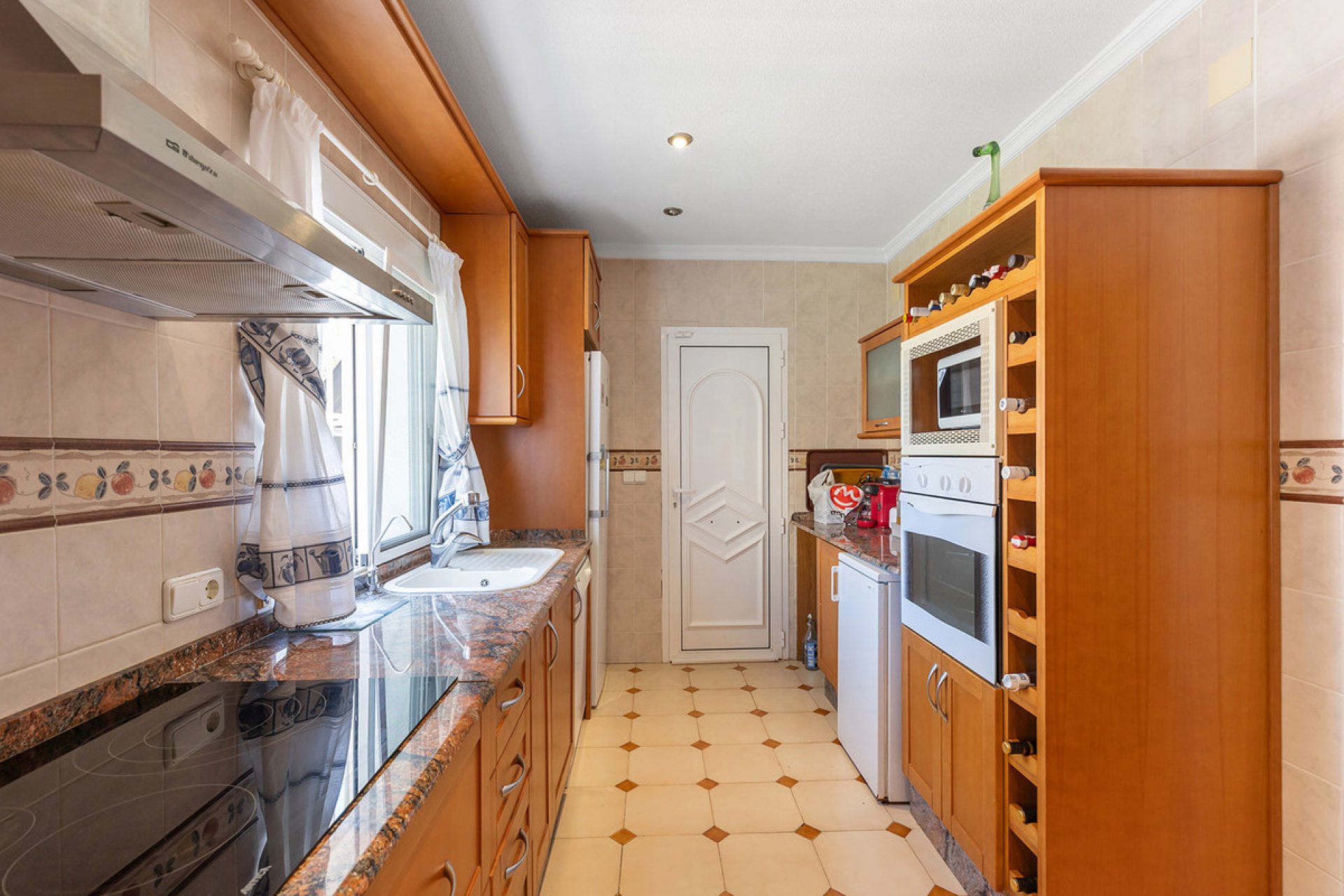 Használt ingatlanok - Villa -
Orihuela - Rocio del Mar