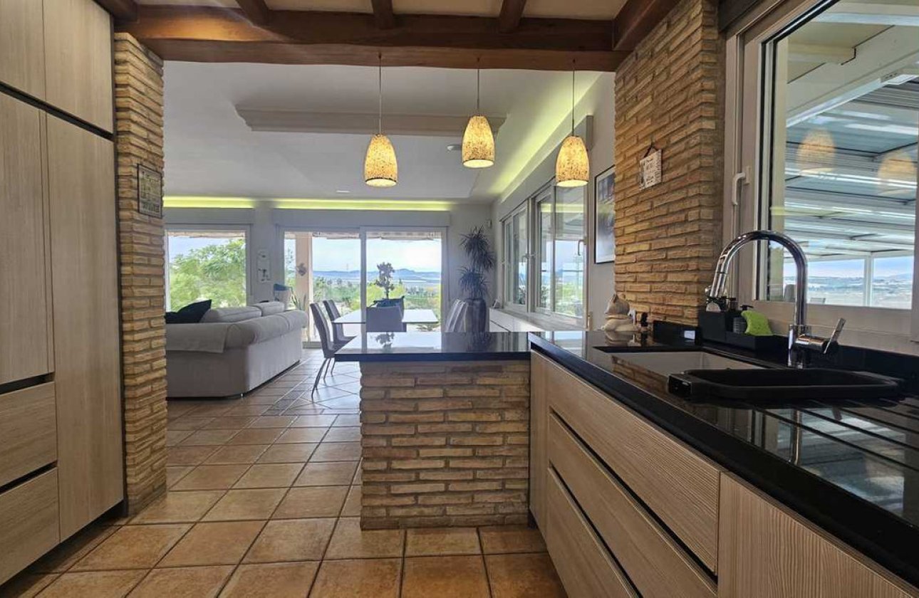 Használt ingatlanok - Villa -
Orihuela - Torremendo