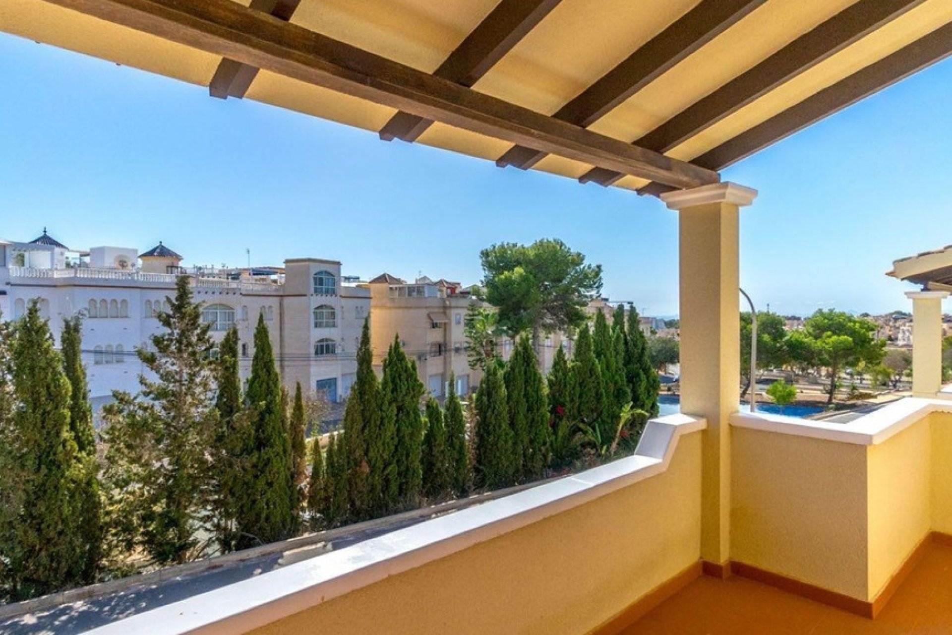 Használt ingatlanok - Villa -
Orihuela - Villamartin