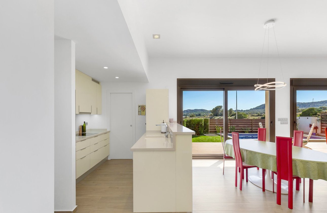 Használt ingatlanok - Villa -
Orihuela - Vistabella Golf