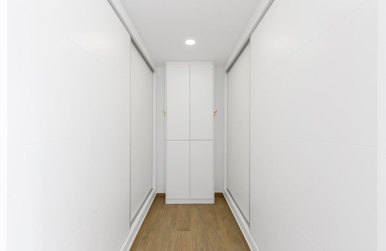 Használt ingatlanok - Villa -
Orihuela - Vistabella Golf