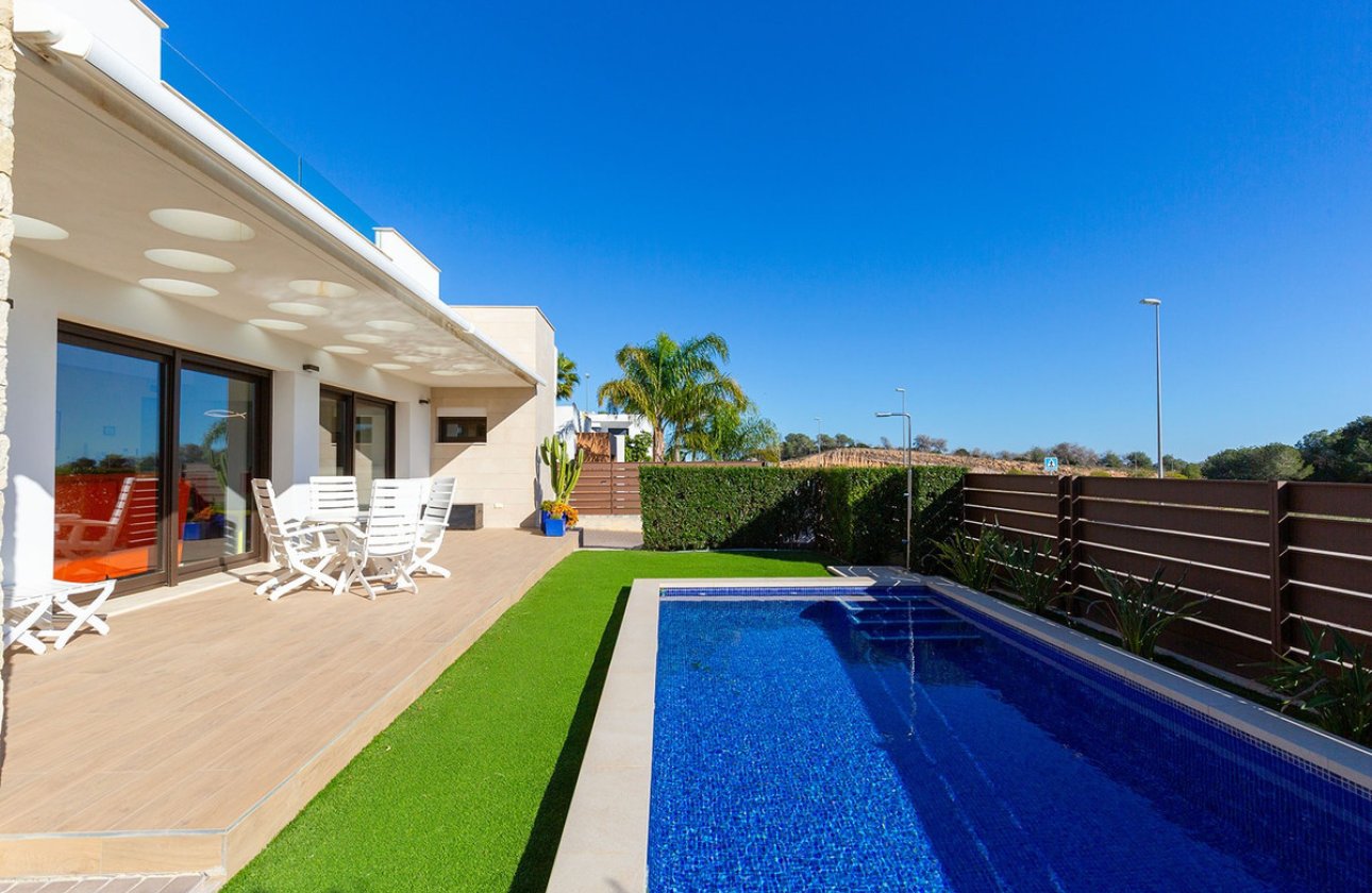 Használt ingatlanok - Villa -
Orihuela - Vistabella Golf