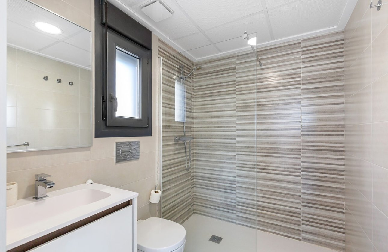 Használt ingatlanok - Villa -
Orihuela - Vistabella Golf