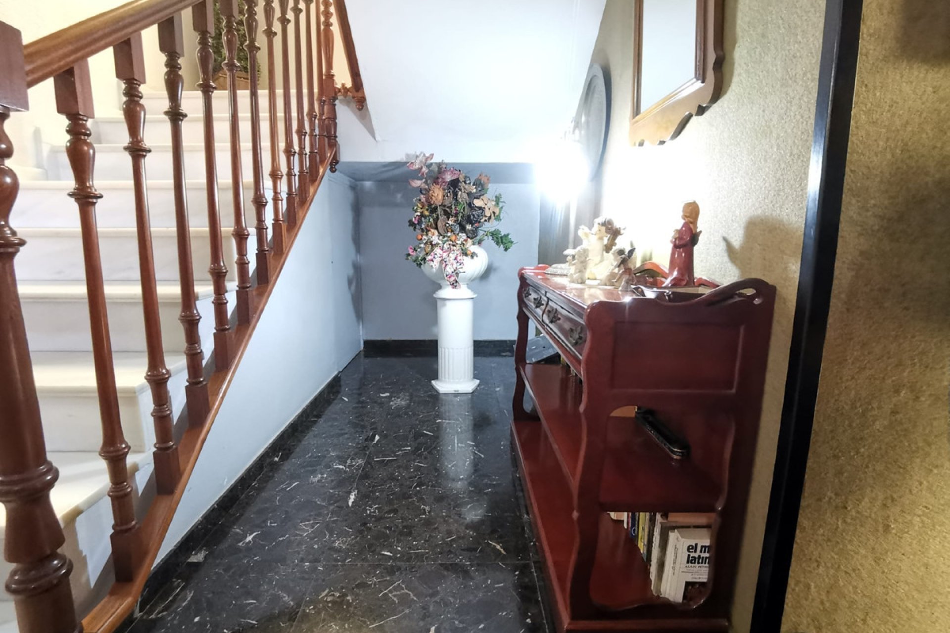 Használt ingatlanok - Villa -
Pedreguer - Pedreguer Centro