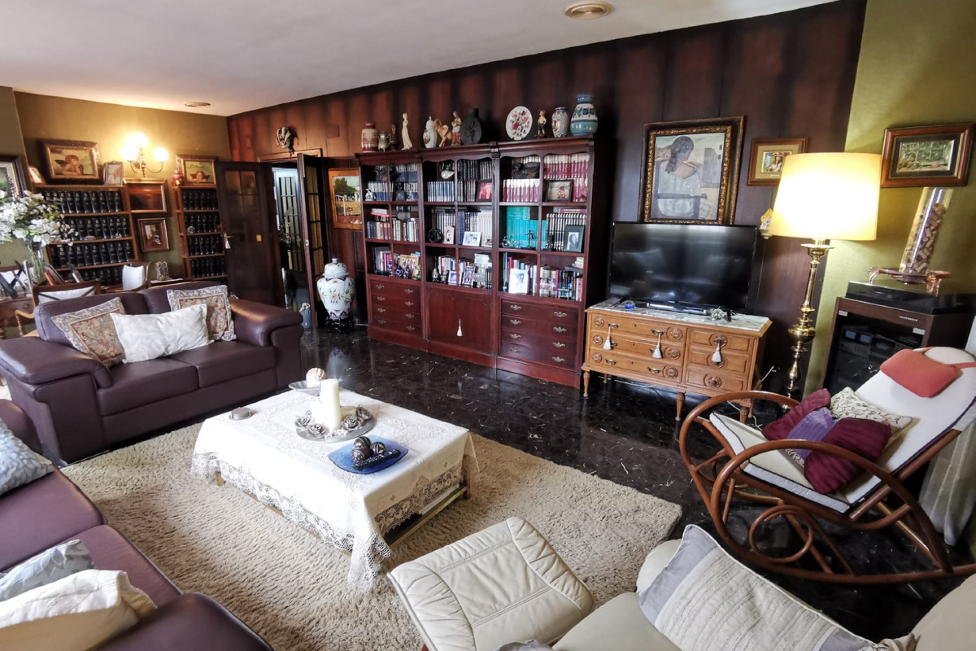 Használt ingatlanok - Villa -
Pedreguer - Pedreguer Centro