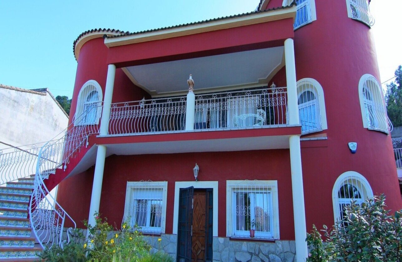 Használt ingatlanok - Villa -
Pedreguer - Pedreguer Centro