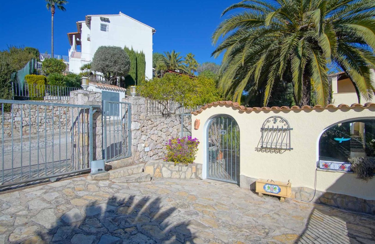 Használt ingatlanok - Villa -
Pego - Monte Pego