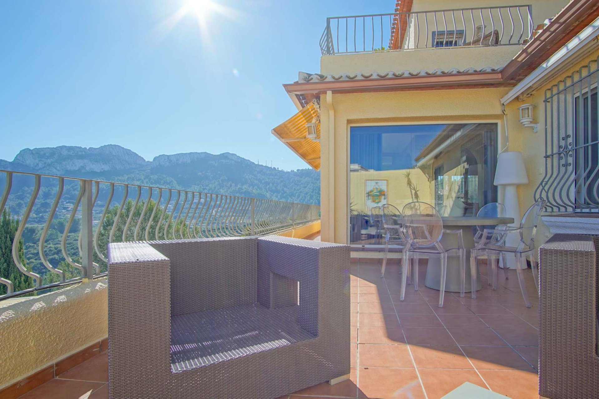 Használt ingatlanok - Villa -
Pego - Monte Pego