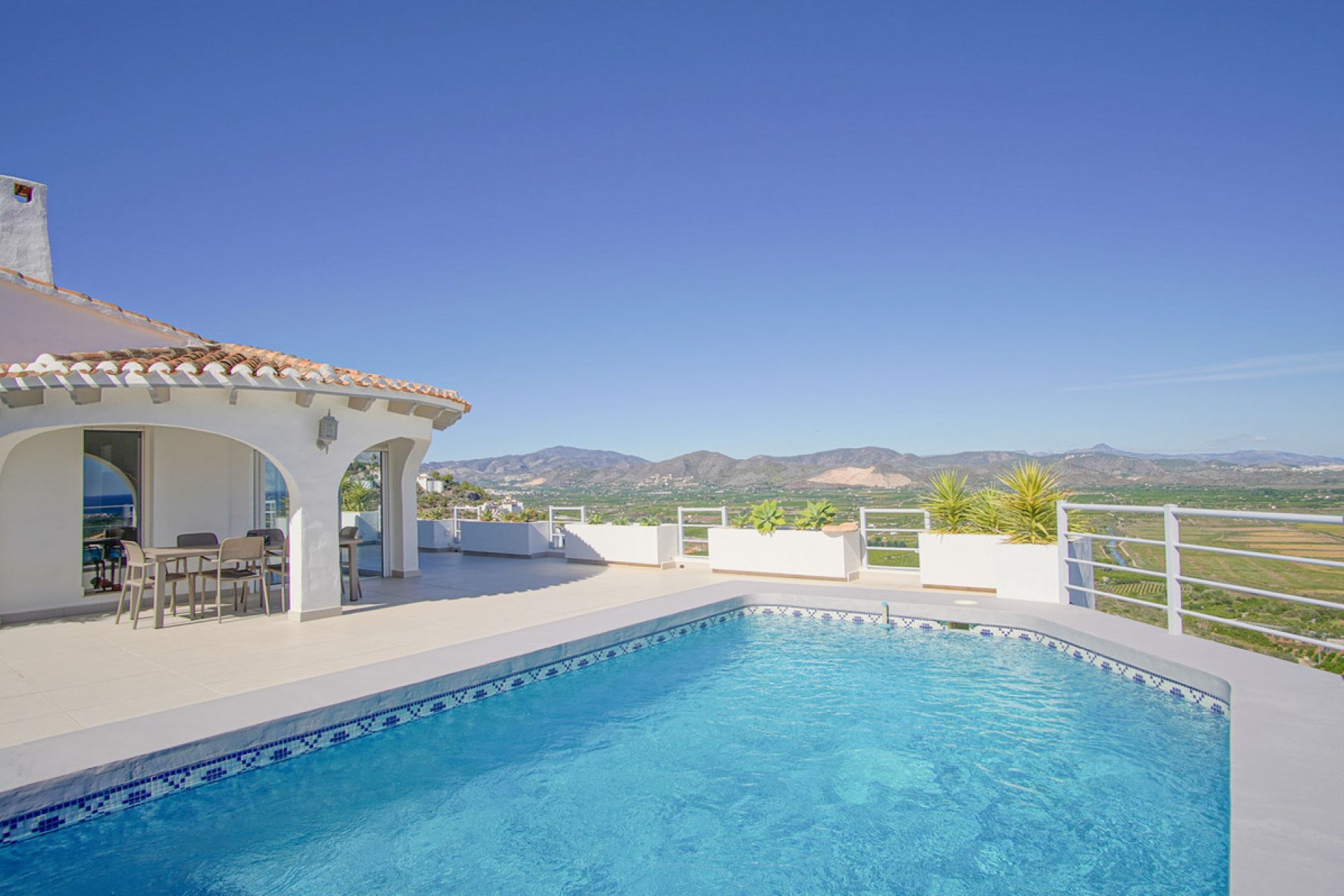 Használt ingatlanok - Villa -
Pego - Pego Centro