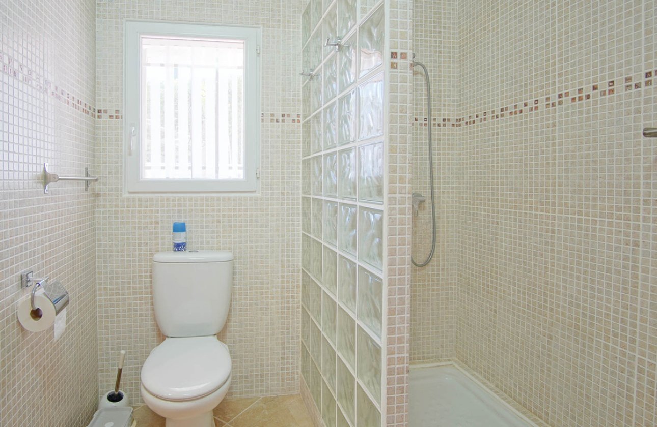 Használt ingatlanok - Villa -
Pego - Pego Centro