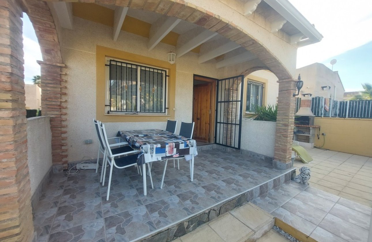 Használt ingatlanok - Villa -
Polop - Polop Centro