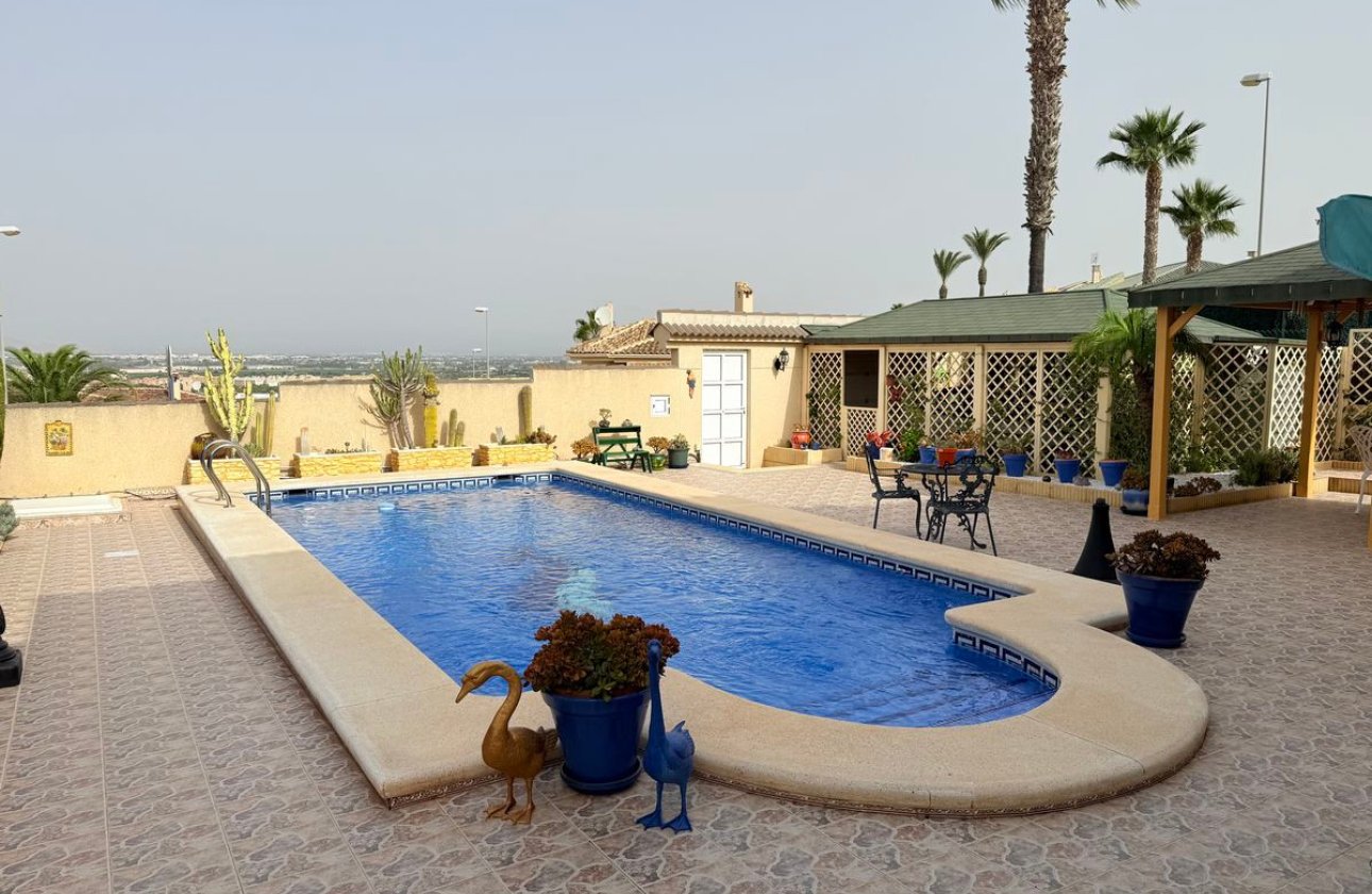 Használt ingatlanok - Villa -
Rojales - Benimar