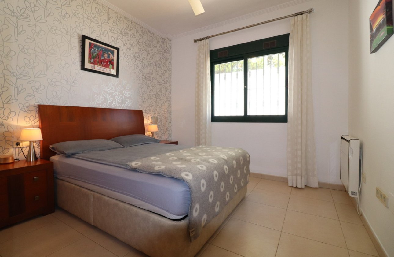 Használt ingatlanok - Villa -
Rojales - Ciudad Quesada