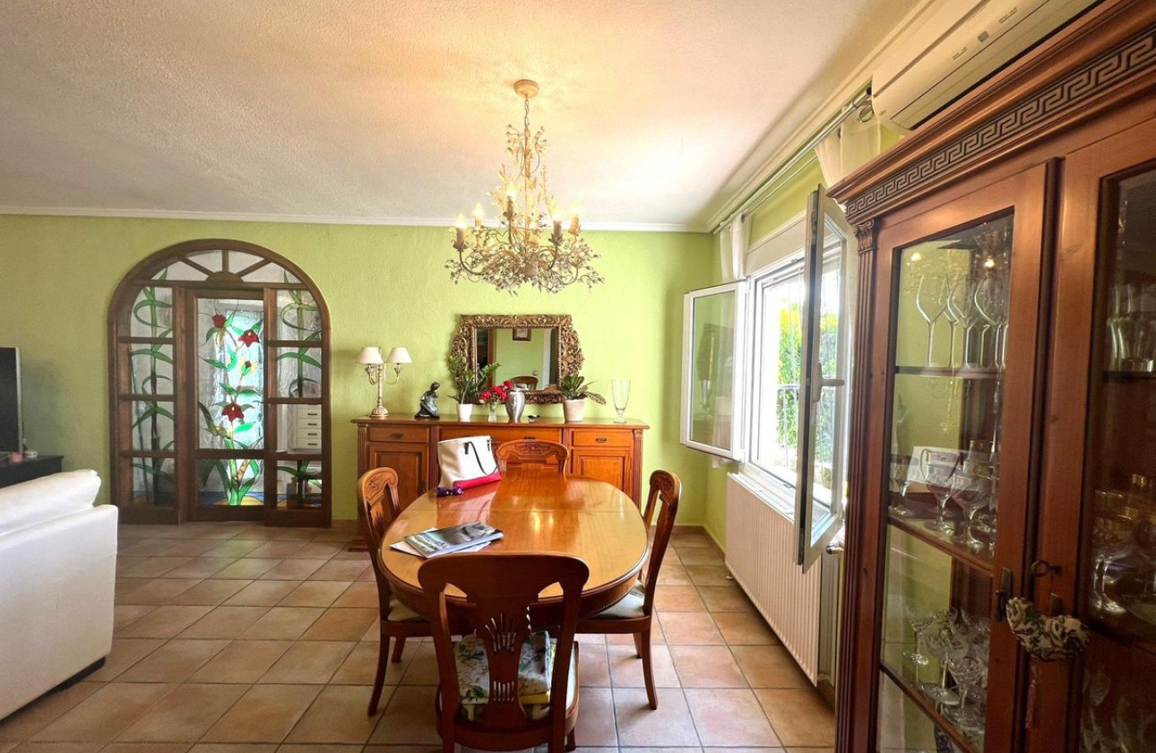 Használt ingatlanok - Villa -
Rojales - Ciudad Quesada