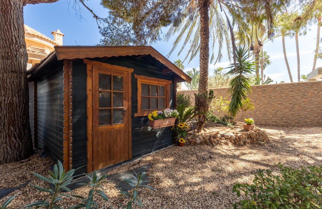 Használt ingatlanok - Villa -
Rojales - Ciudad Quesada