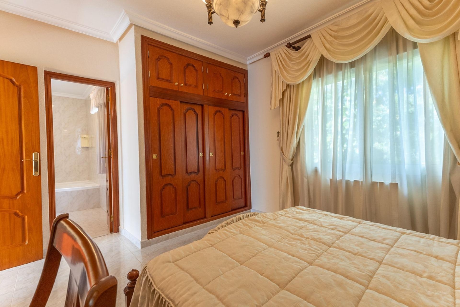 Használt ingatlanok - Villa -
Rojales - Ciudad Quesada