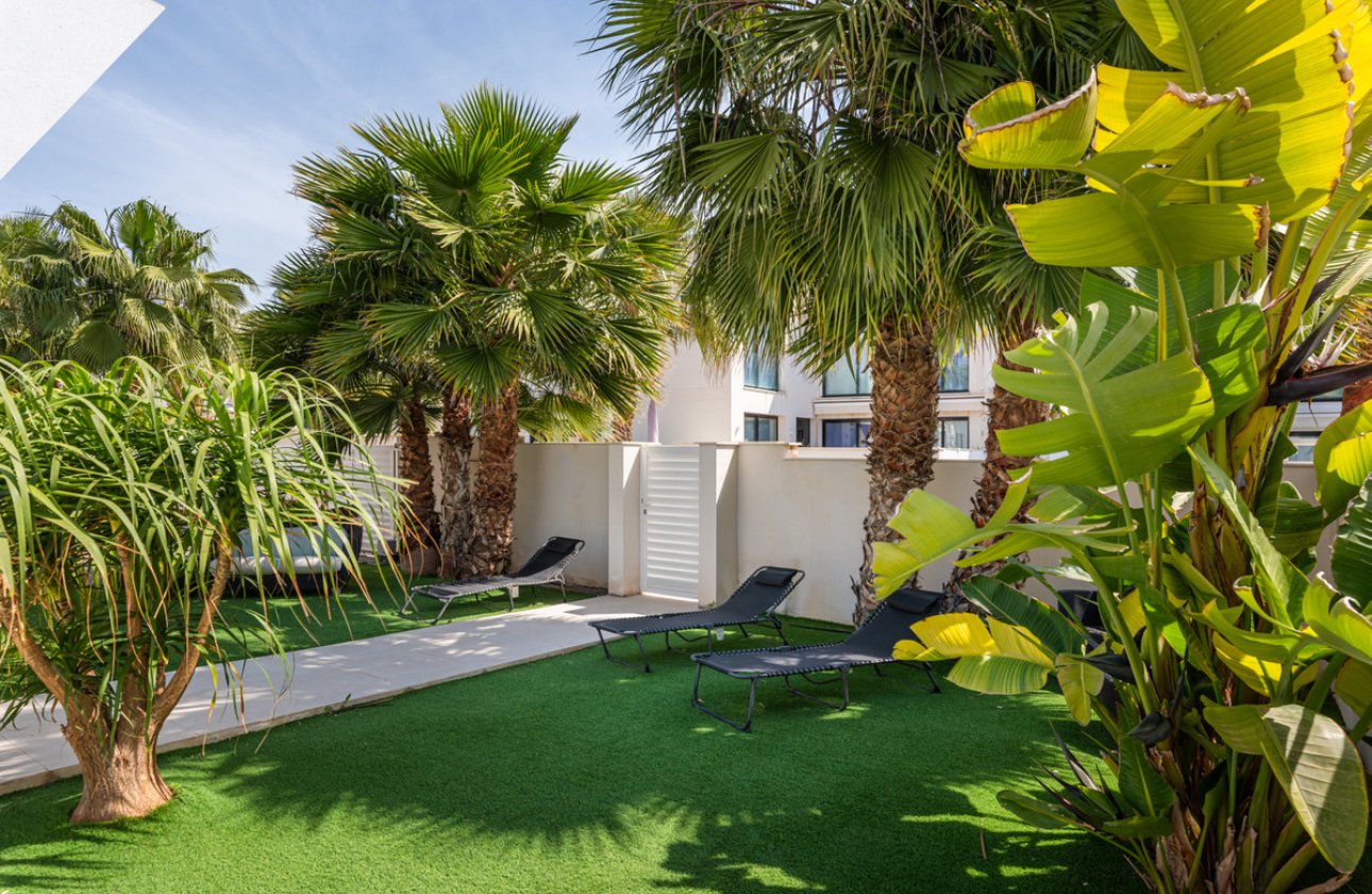 Használt ingatlanok - Villa -
Rojales - Ciudad Quesada