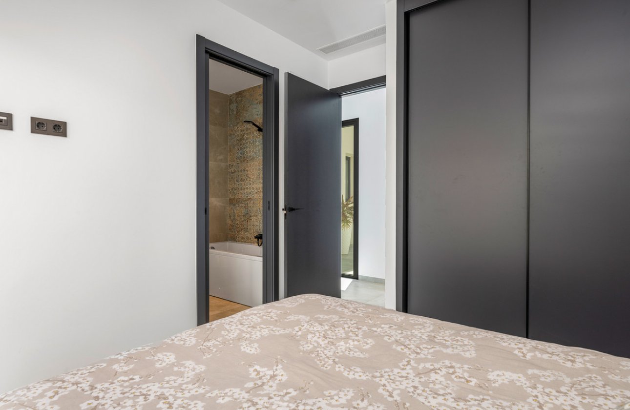 Használt ingatlanok - Villa -
Rojales - Ciudad Quesada