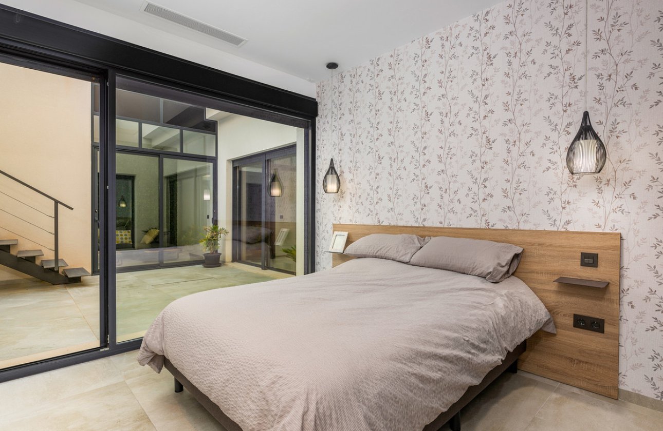 Használt ingatlanok - Villa -
Rojales - Ciudad Quesada