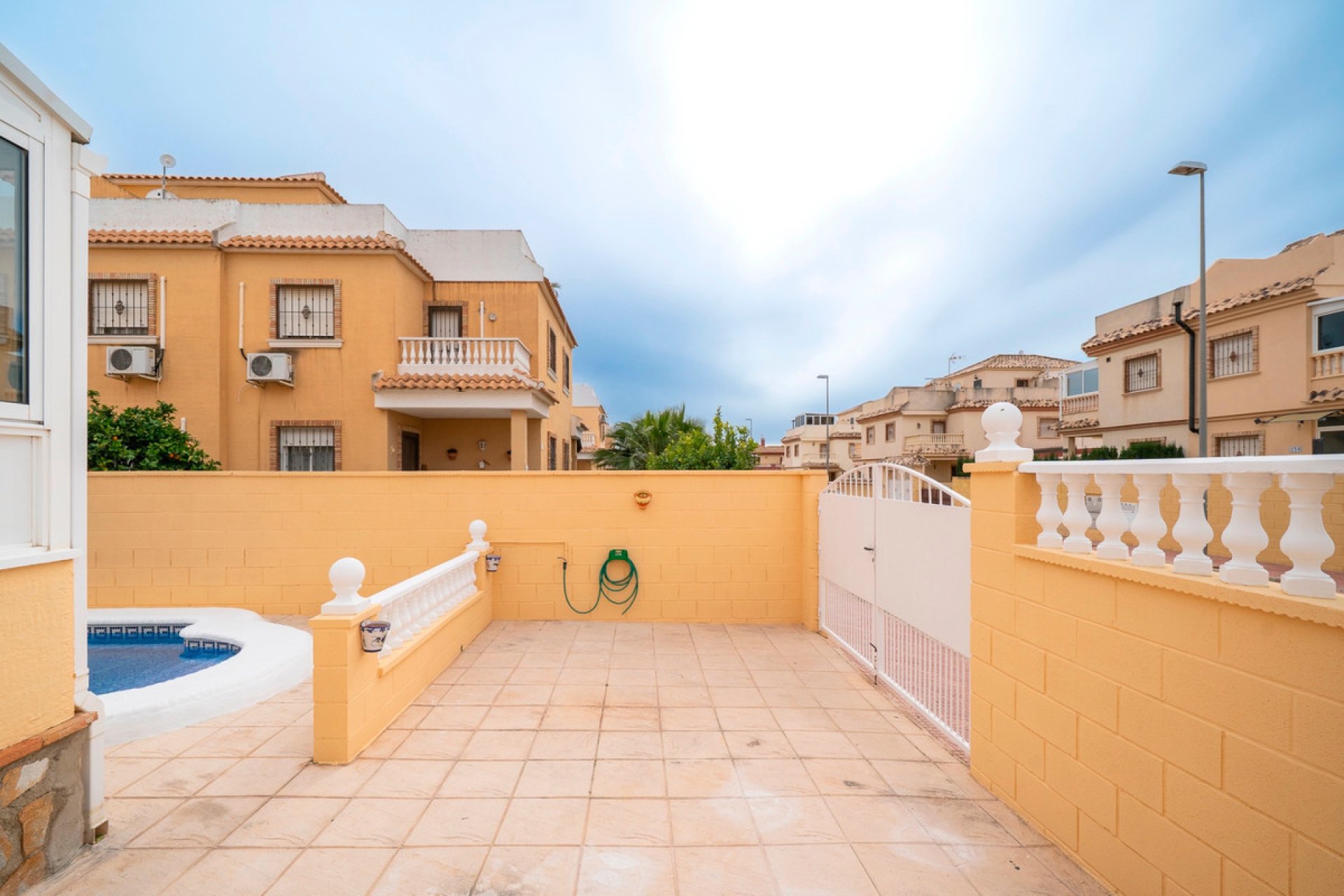 Használt ingatlanok - Villa -
Rojales - Ciudad Quesada