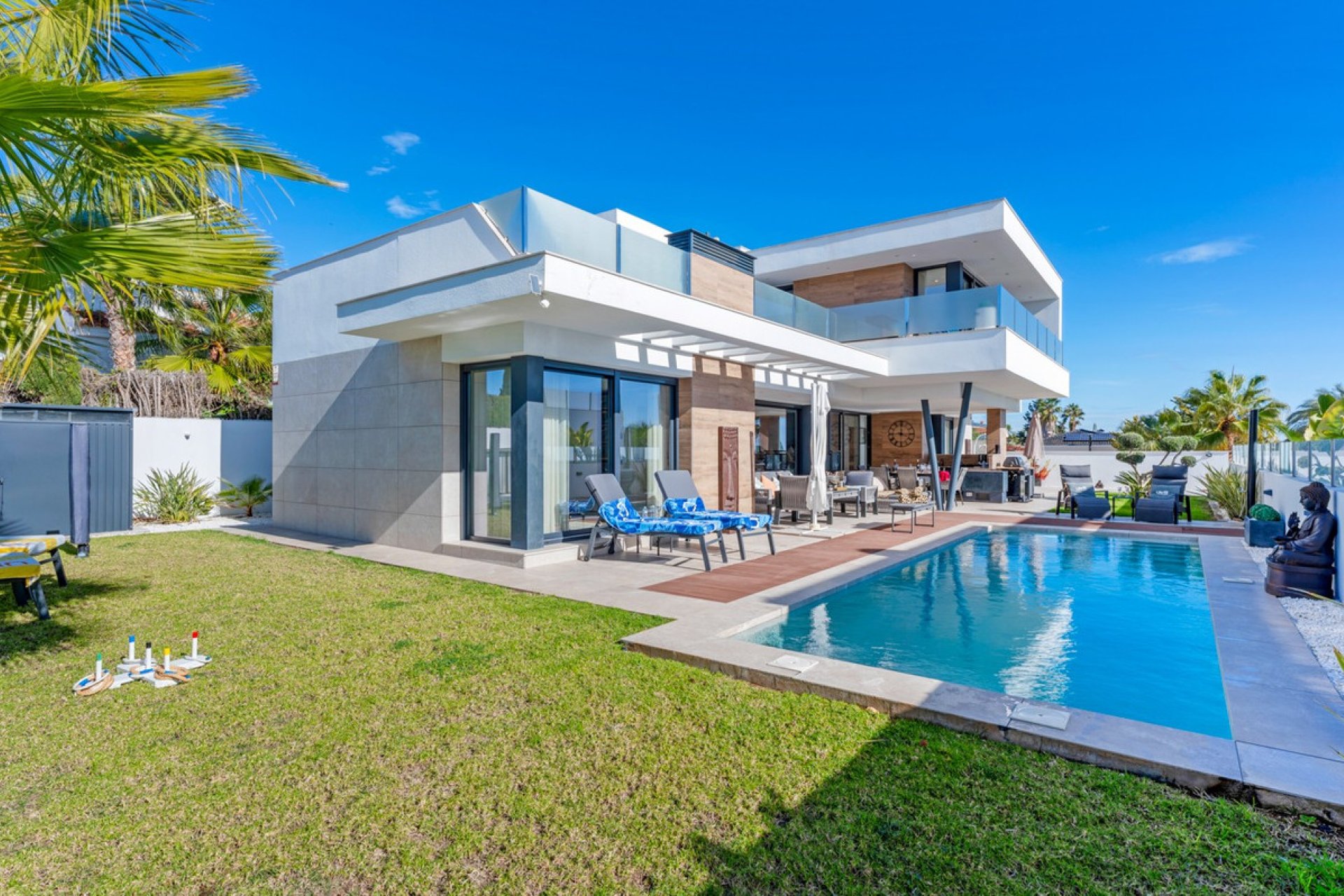 Használt ingatlanok - Villa -
Rojales - Ciudad Quesada