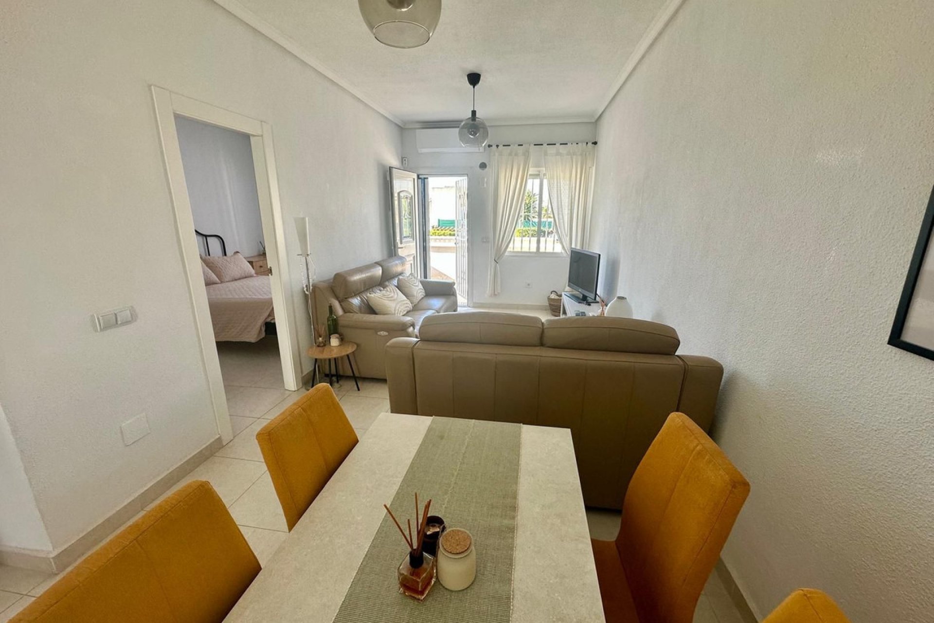 Használt ingatlanok - Villa -
Rojales - Ciudad Quesada