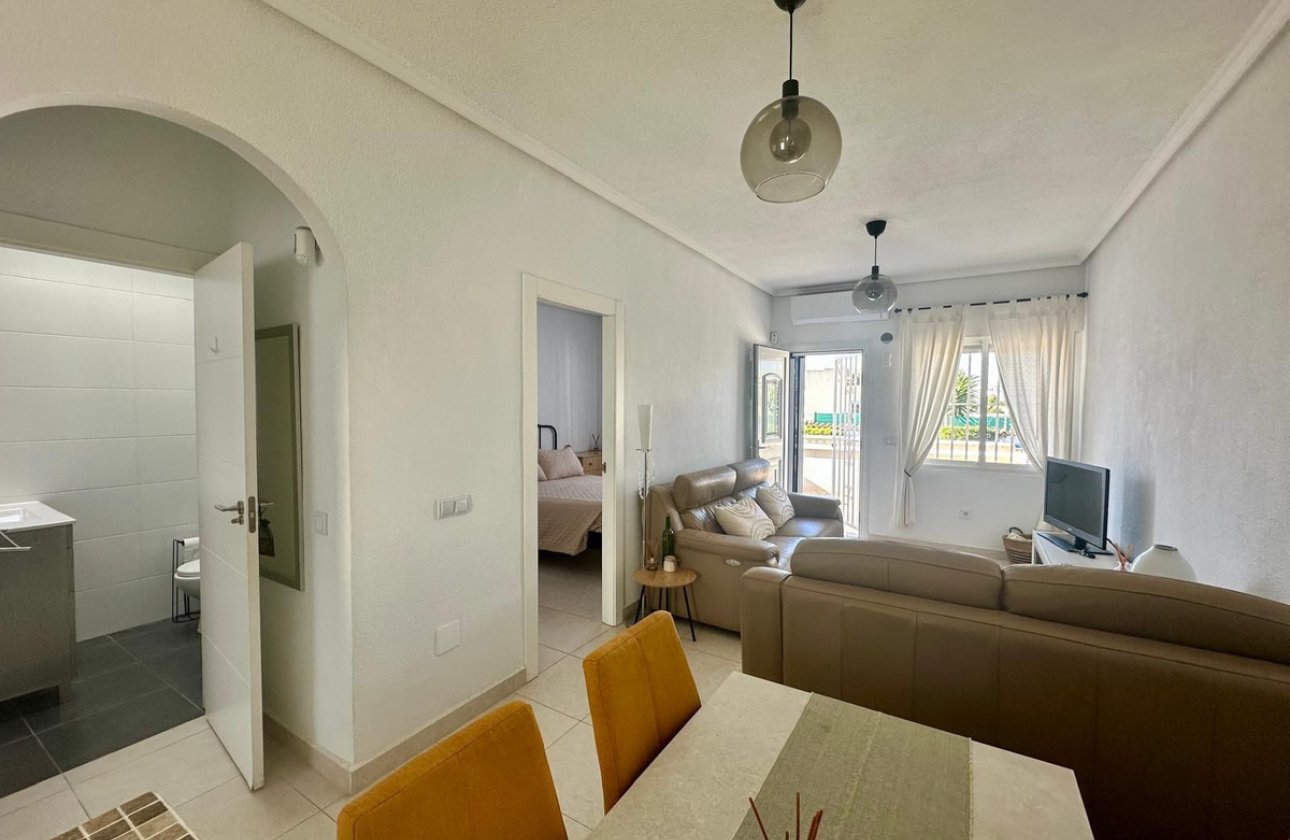 Használt ingatlanok - Villa -
Rojales - Ciudad Quesada