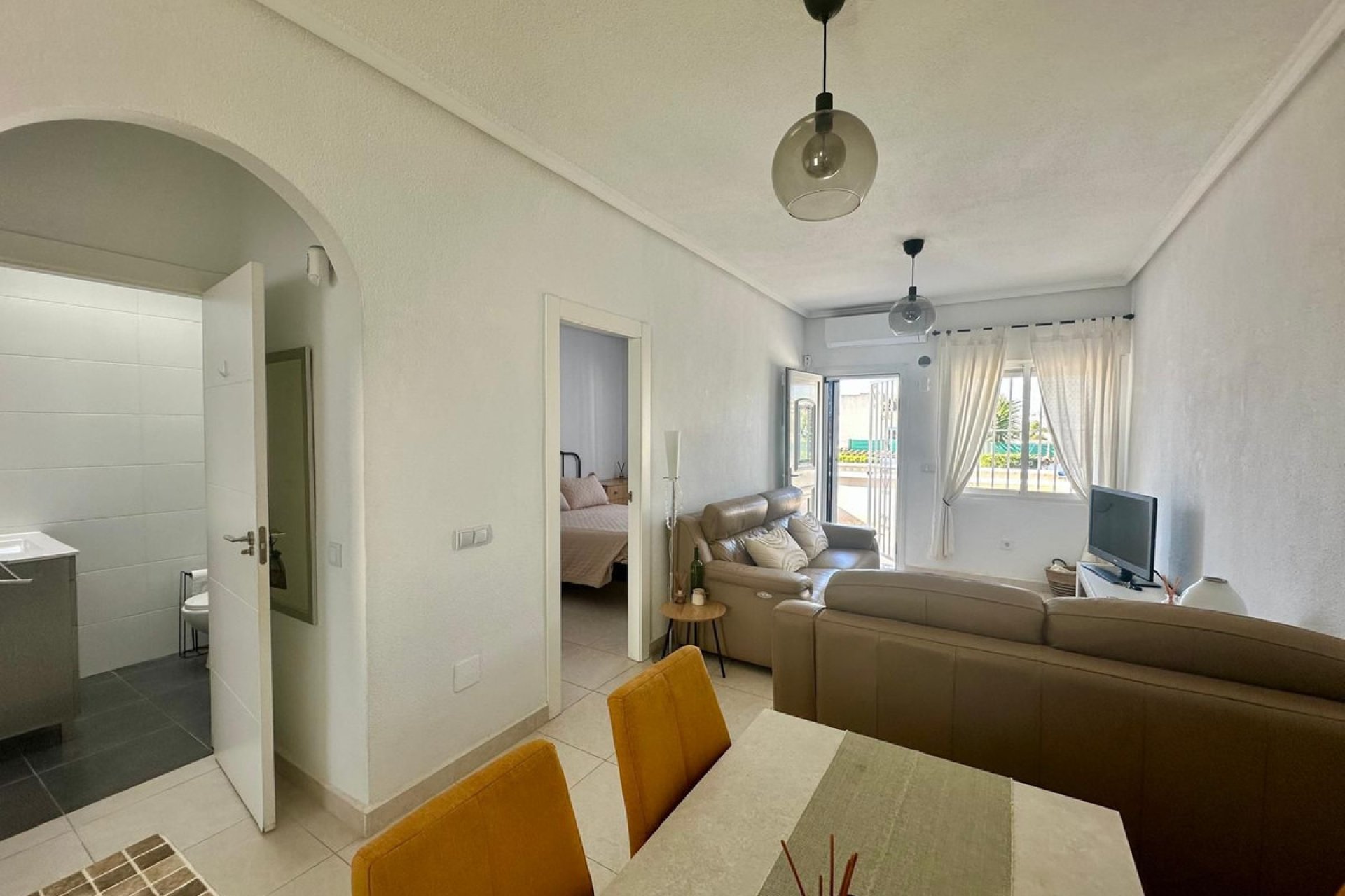 Használt ingatlanok - Villa -
Rojales - Ciudad Quesada