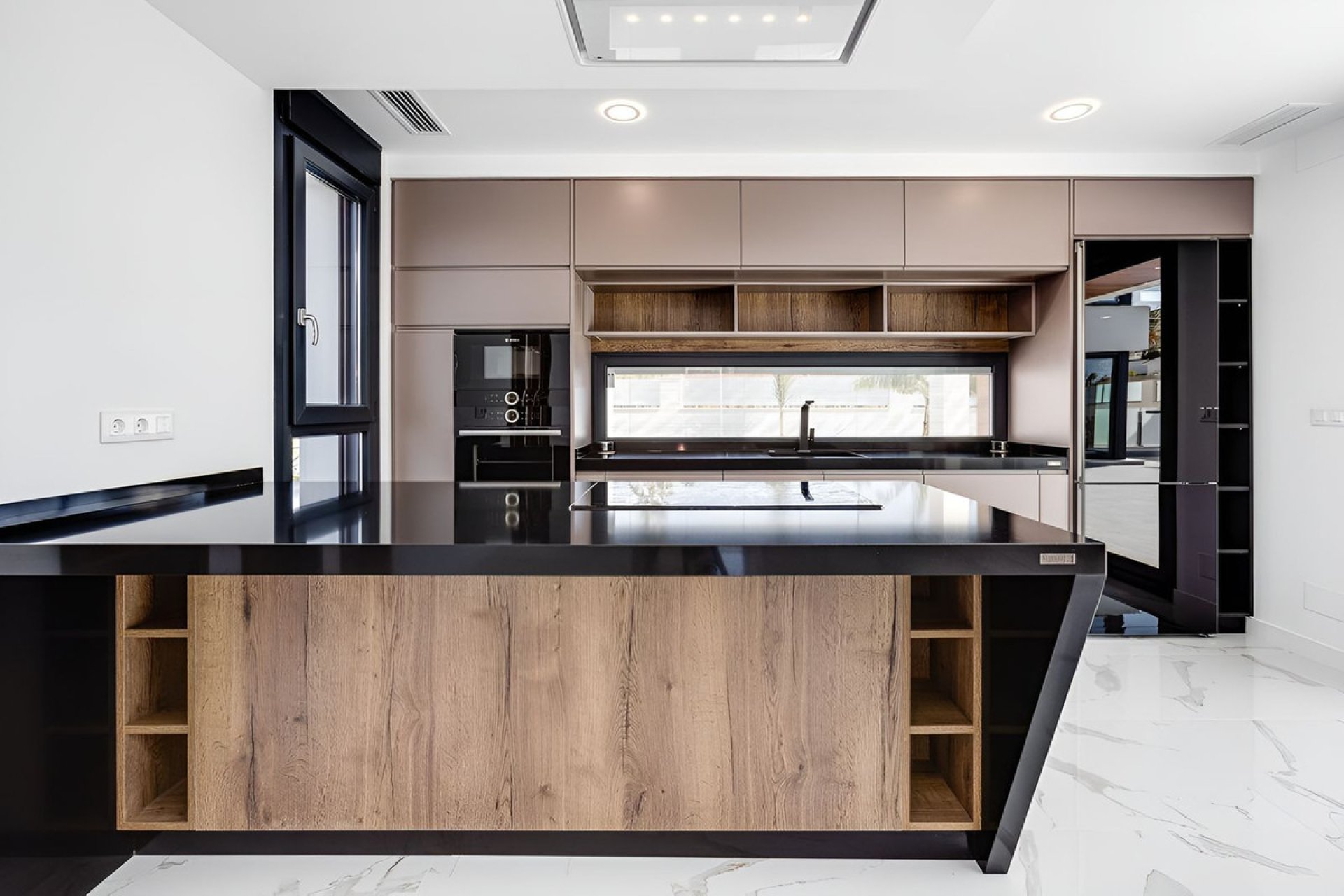 Használt ingatlanok - Villa -
Rojales - Ciudad Quesada