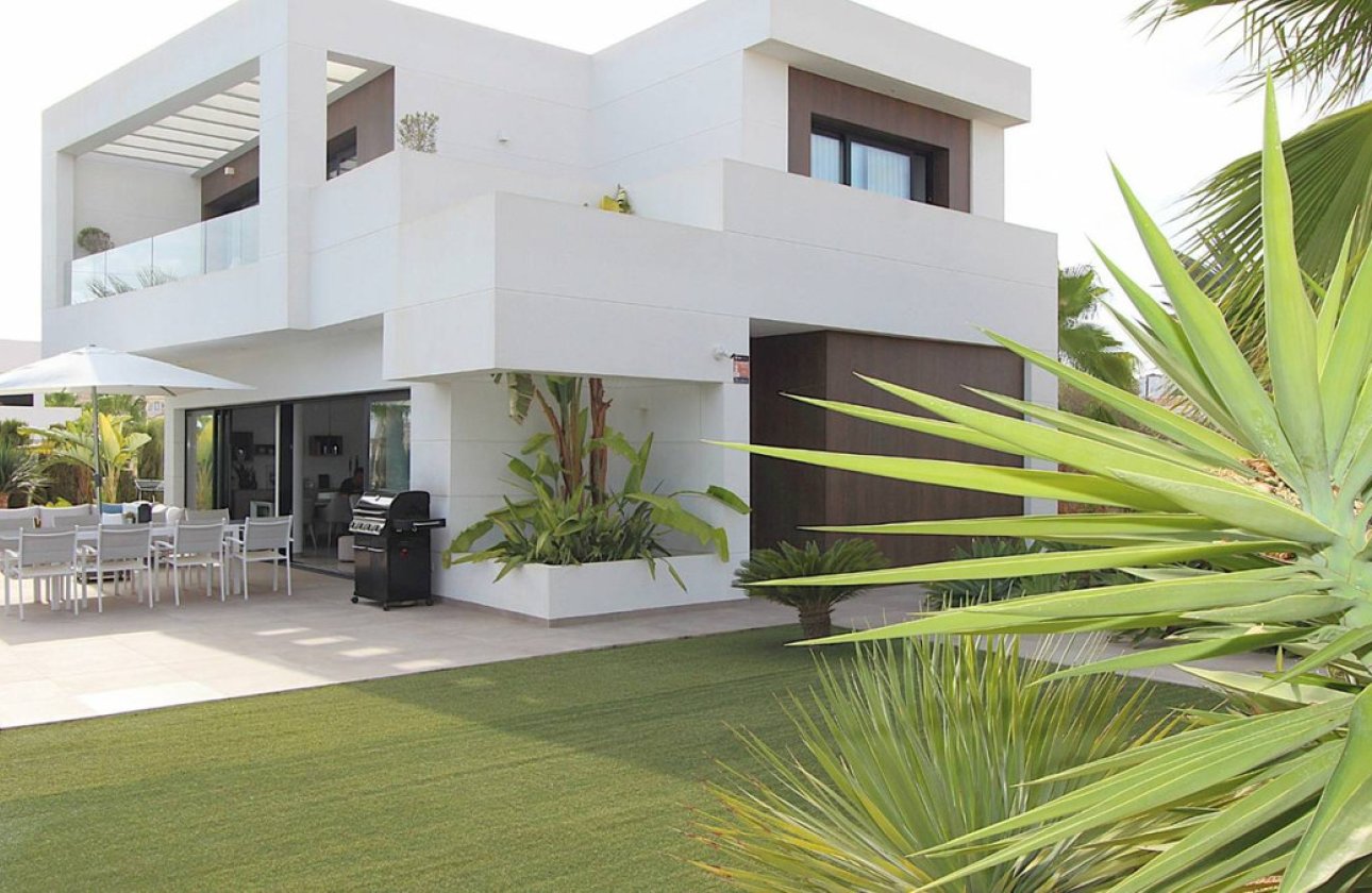 Használt ingatlanok - Villa -
Rojales - Ciudad Quesada