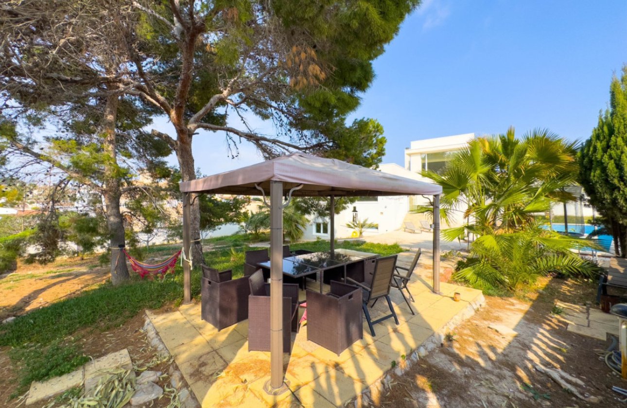 Használt ingatlanok - Villa -
Rojales - Dona Pepa