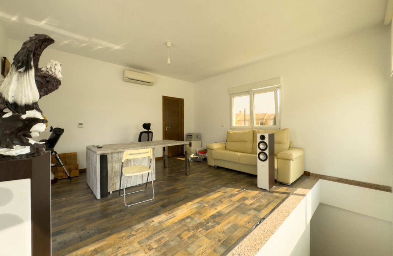 Használt ingatlanok - Villa -
Rojales - Dona Pepa