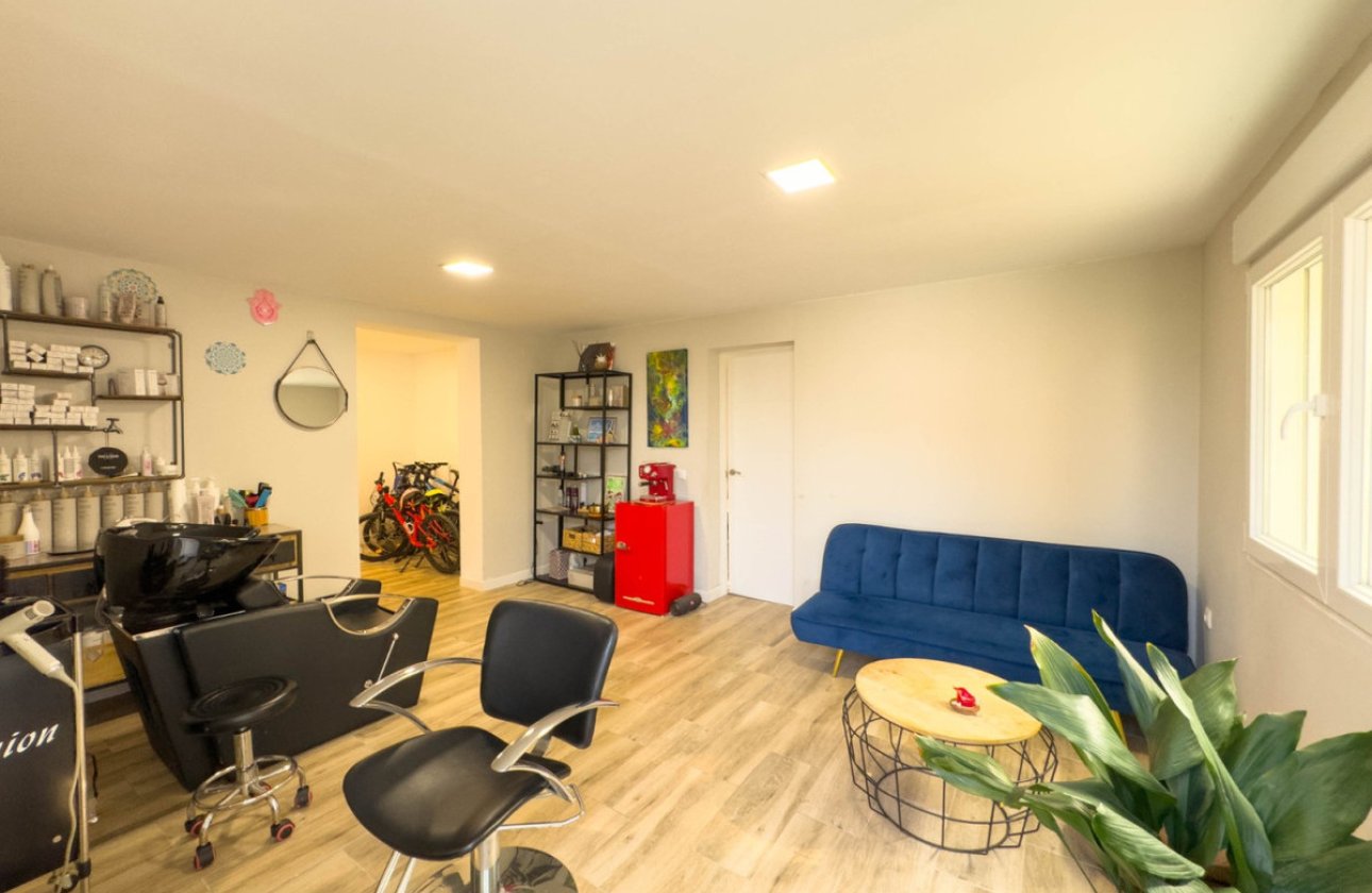 Használt ingatlanok - Villa -
Rojales - Dona Pepa