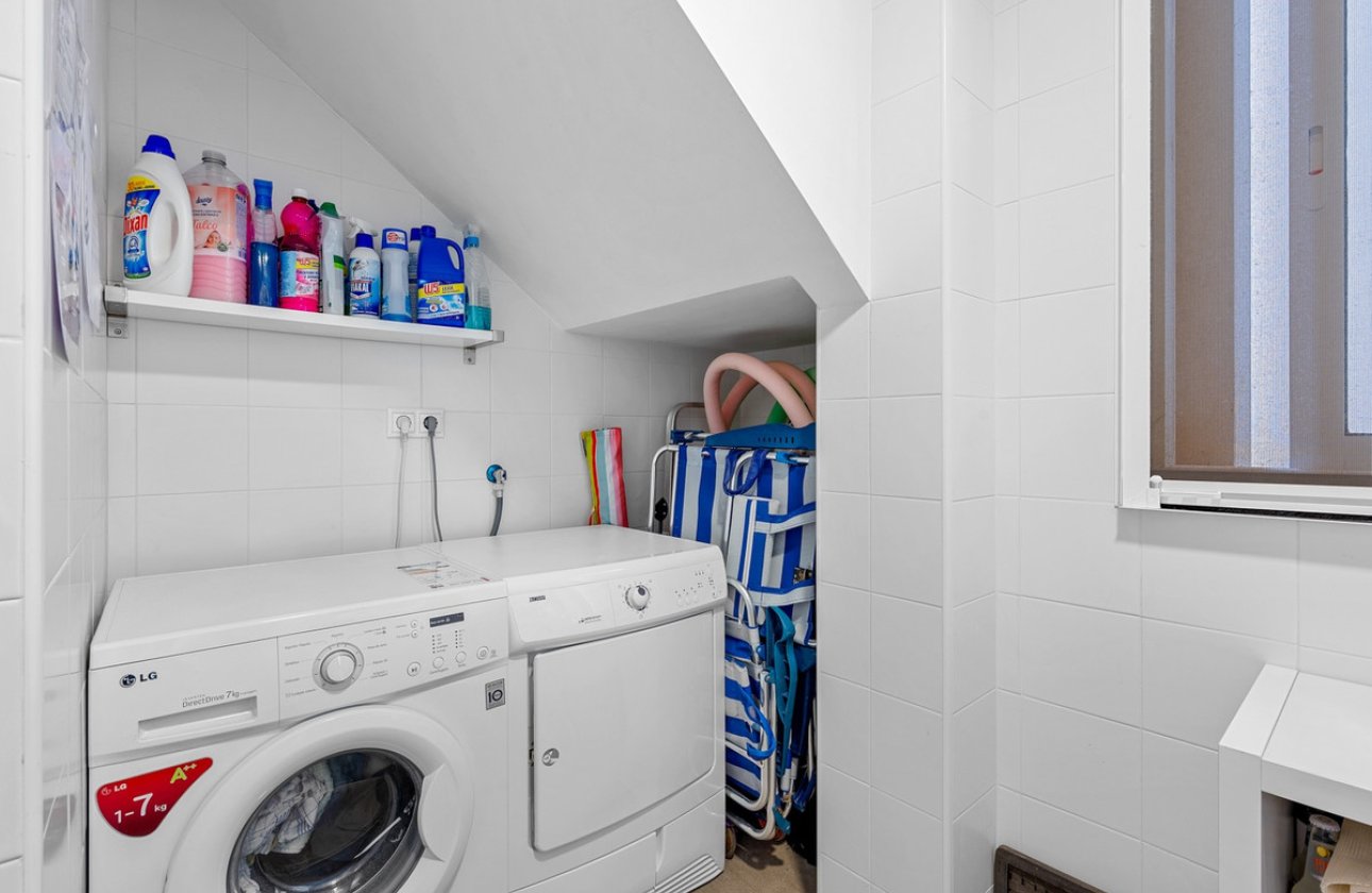 Használt ingatlanok - Villa -
Rojales - Rojales Centro