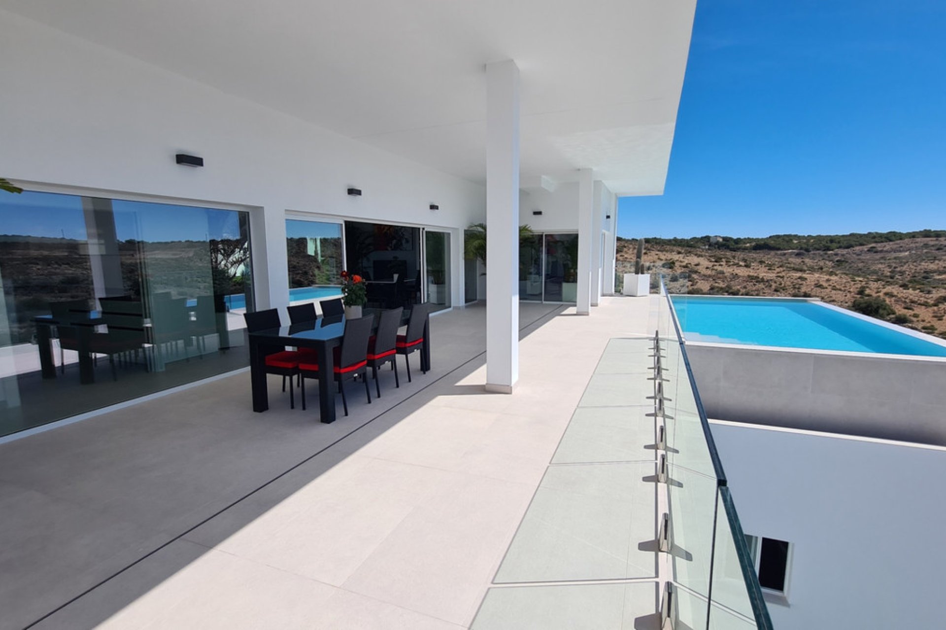 Használt ingatlanok - Villa -
San Fulgencio - La Marina