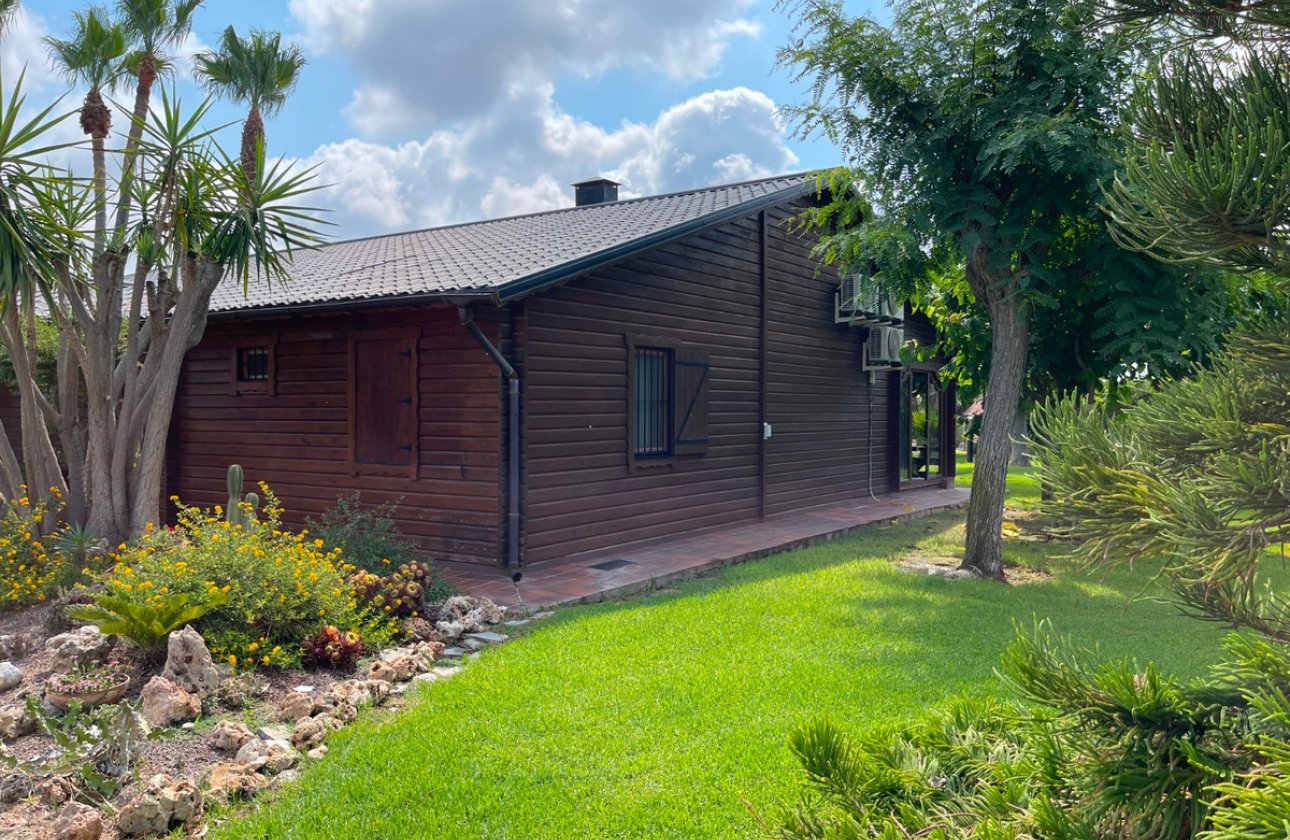 Használt ingatlanok - Villa -
San Fulgencio - La Marina