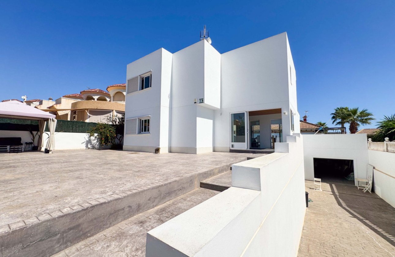 Használt ingatlanok - Villa -
San Fulgencio - San Fulgencio Centro