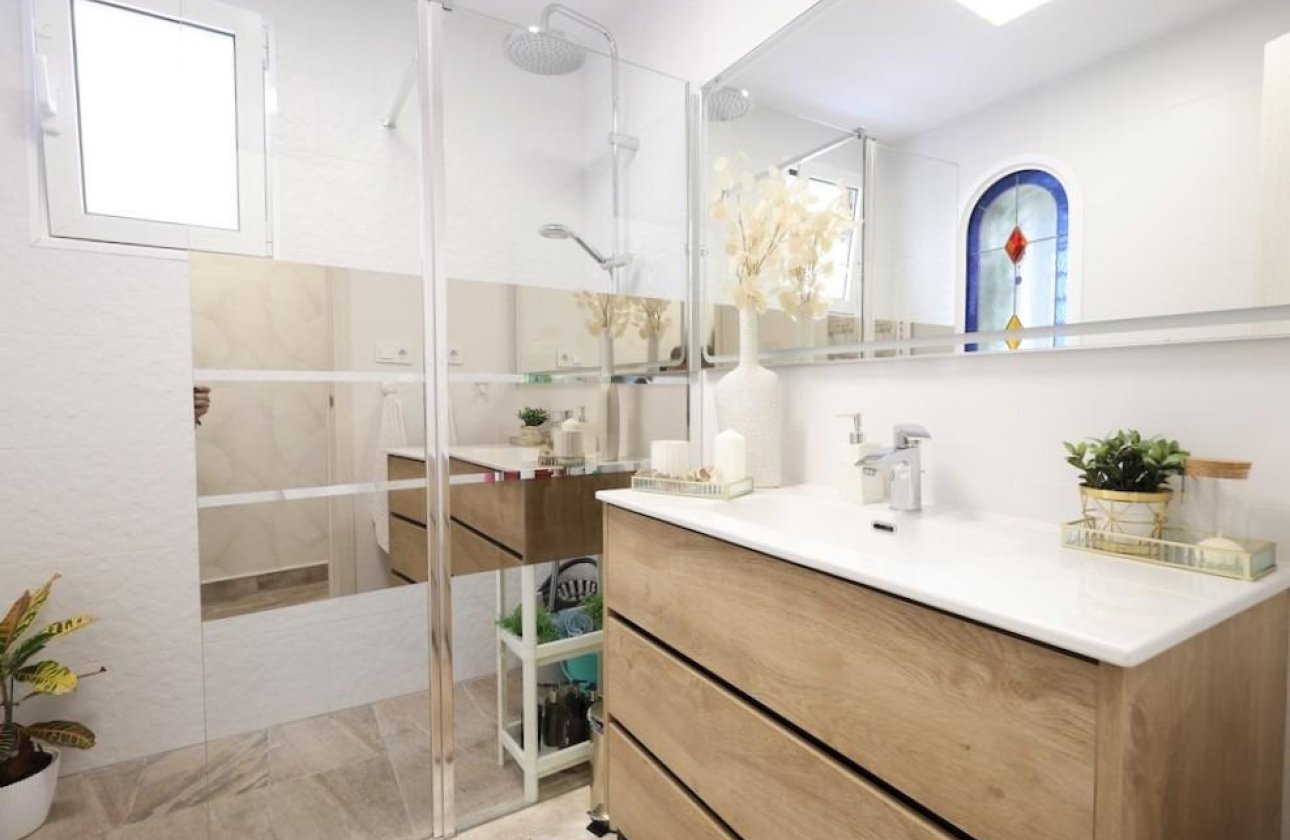 Használt ingatlanok - Villa -
San Miguel de Salinas - Las filipinas