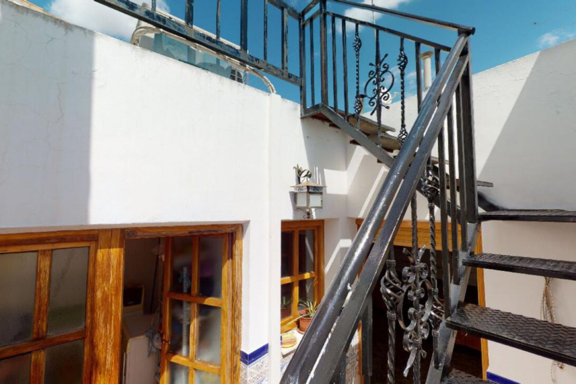 Használt ingatlanok - Villa -
Sax - Sax Centro