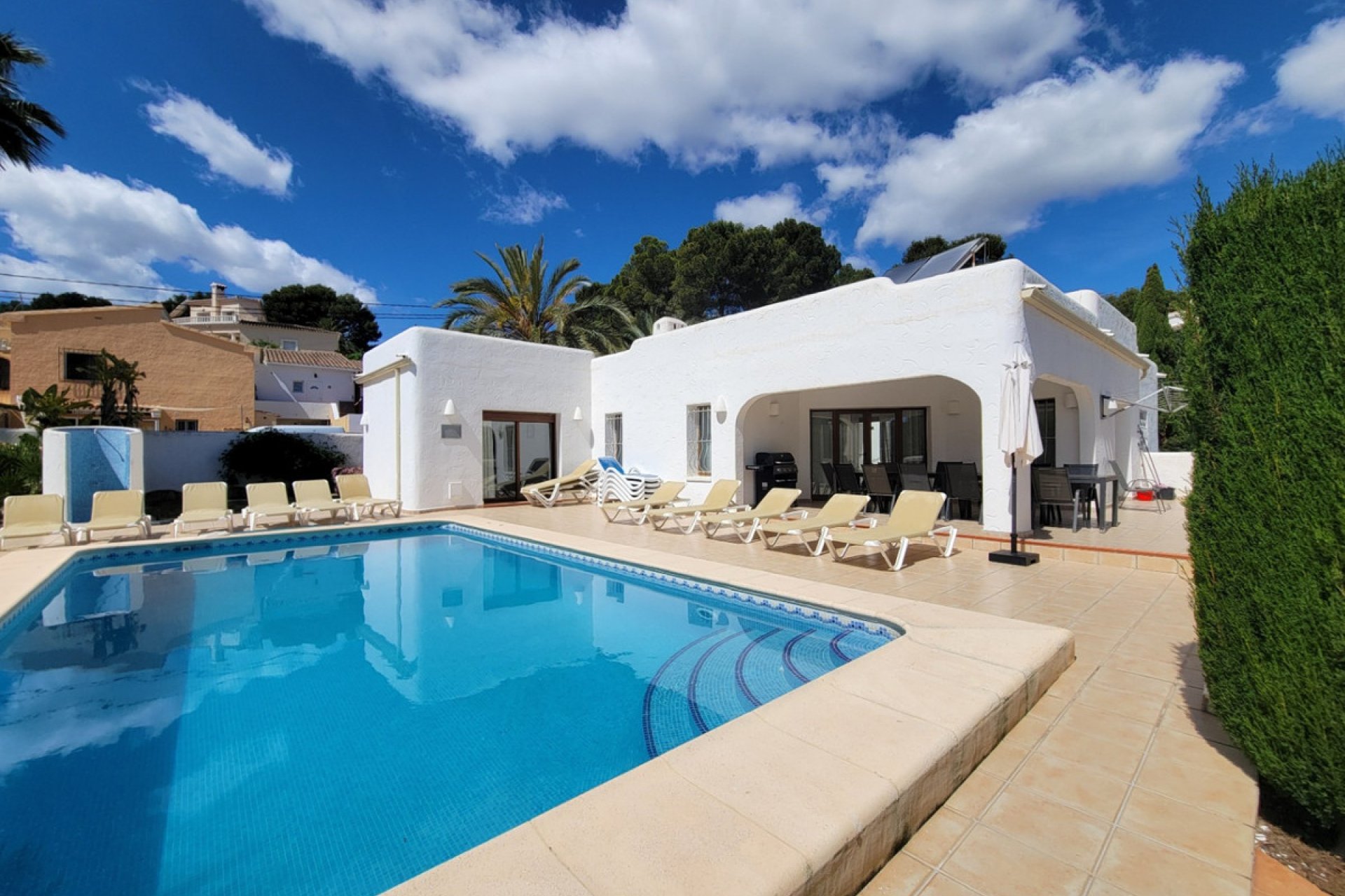 Használt ingatlanok - Villa -
Teulada - Moraira