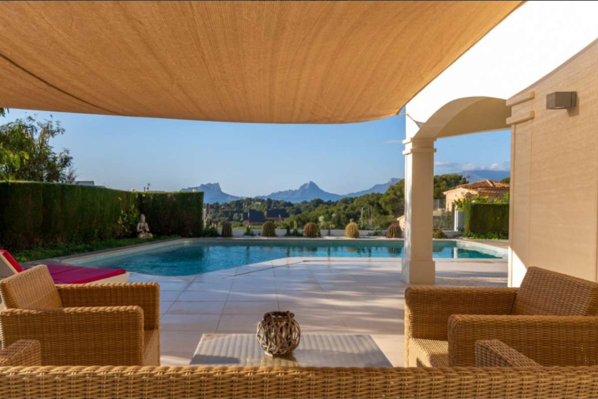 Használt ingatlanok - Villa -
Teulada - Moraira