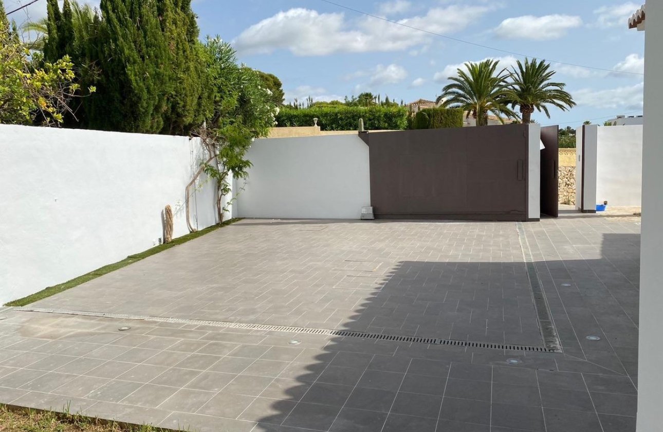 Használt ingatlanok - Villa -
Teulada - Moraira