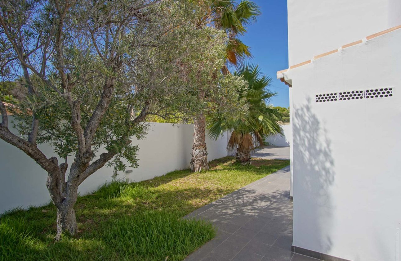 Használt ingatlanok - Villa -
Teulada - Moraira