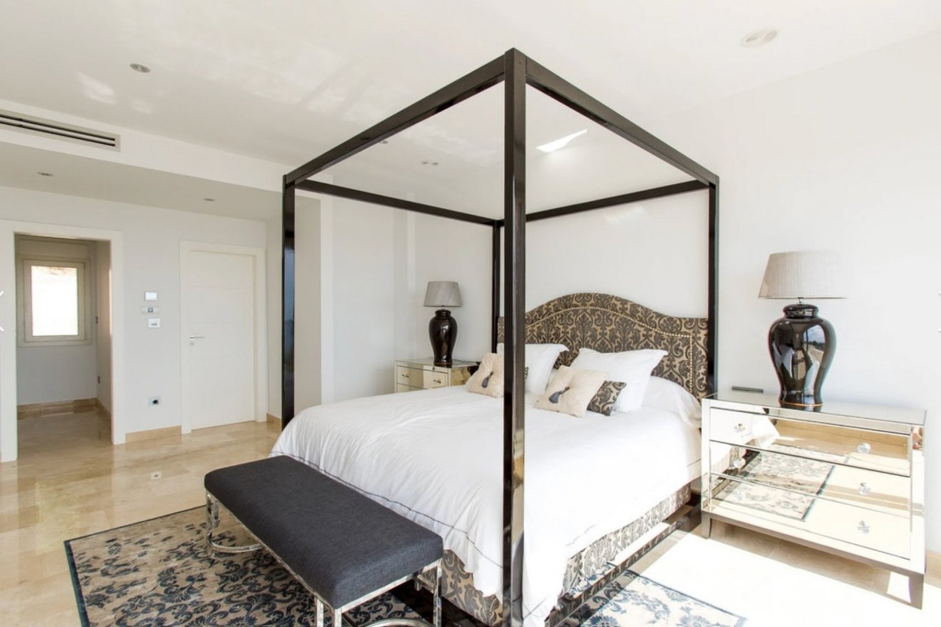 Használt ingatlanok - Villa -
Teulada - Moraira