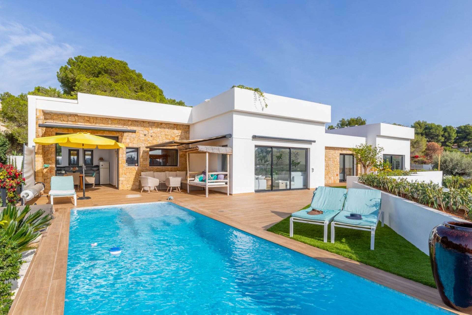 Használt ingatlanok - Villa -
Teulada - Moraira