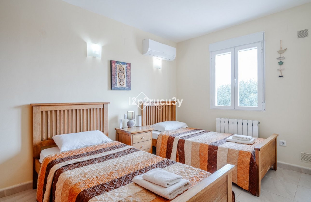 Használt ingatlanok - Villa -
Teulada - Moraira