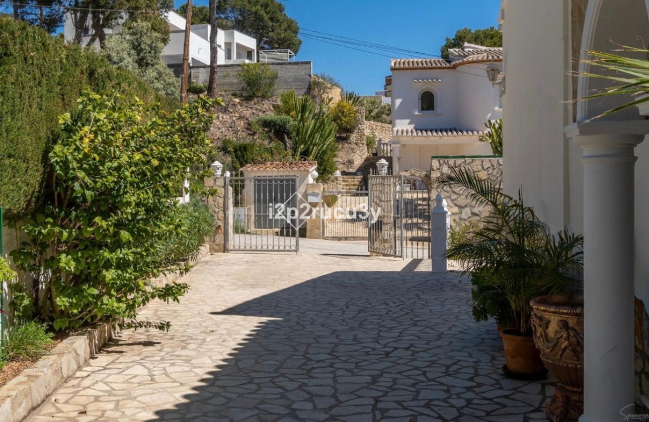 Használt ingatlanok - Villa -
Teulada - Moraira